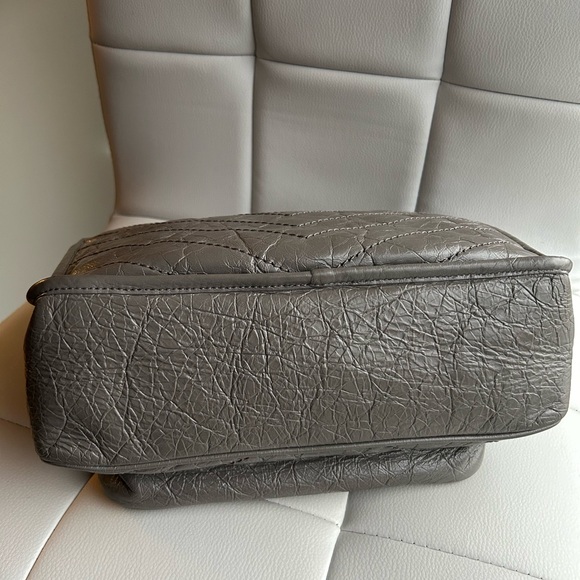 Saint Laurent Medium Niki Bag - Picture 11 of 15